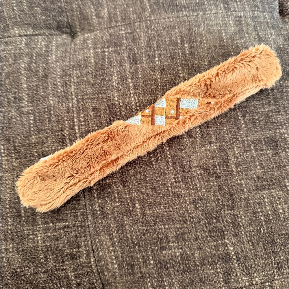 2026 Star Wars Chewbacca Plush Unisex Slap Bracelet New Brown Embroidered